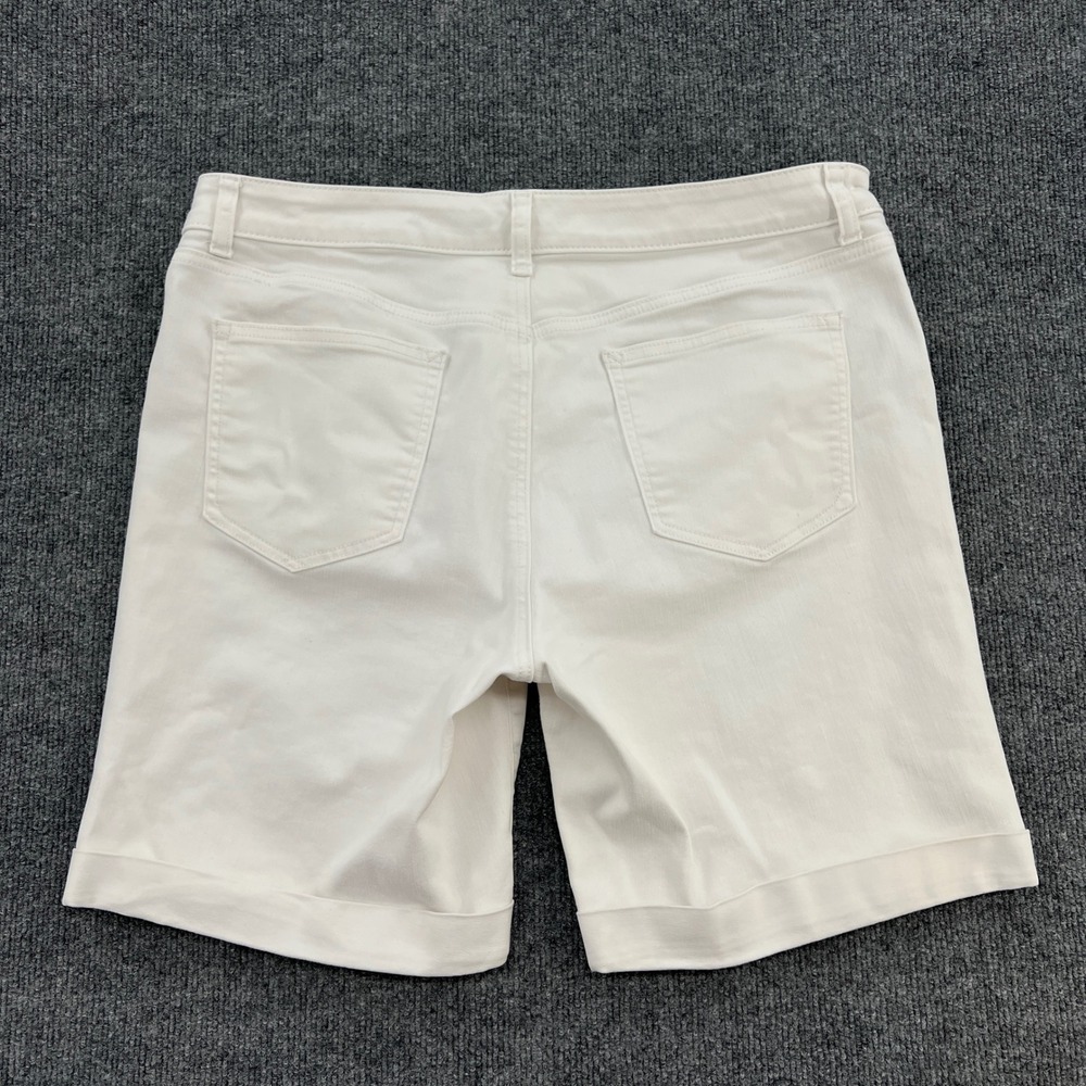 Talbots Girlfriend Short Womens Size 14 White Denim Cuffed Classic Preppy - Picture 8 of 8